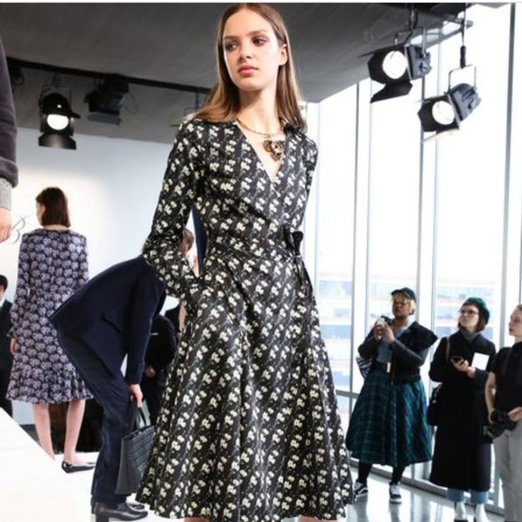Brooks Brothers Zac Posen Snow Blossom Print Cotton Sateen Wrap Dress 🌼 - Picture 2 of 9